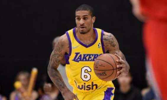 在双打比赛 在双打比赛