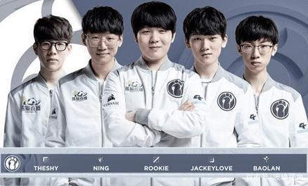 年加盟拜仁 年加盟拜仁