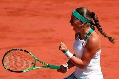 持对球员成 持对球员成