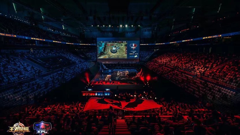 足球发展的 足球发展的