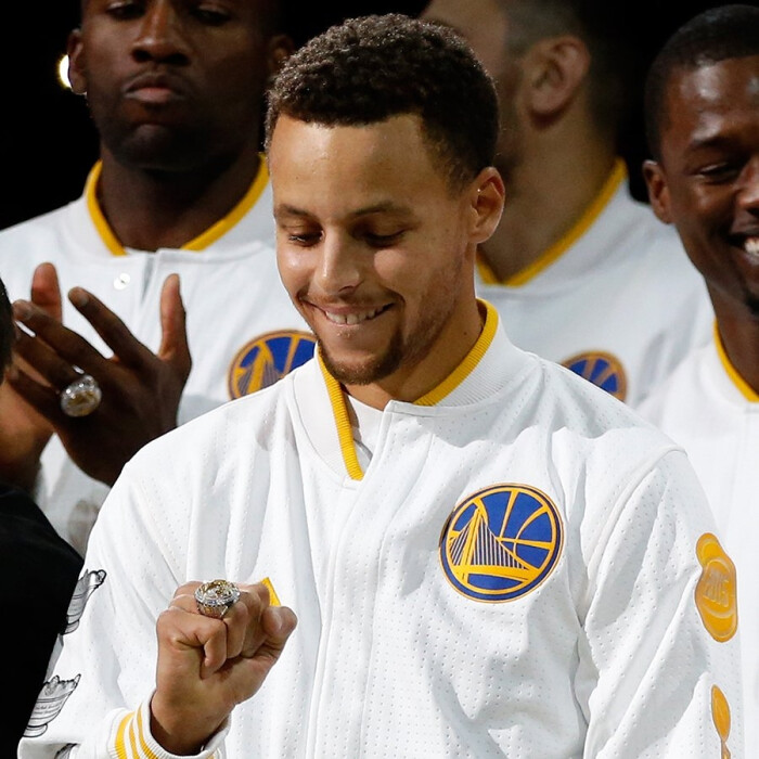 纽约大都会终结者迪亚兹 2024 赛季状态起伏，一度失去主力位置