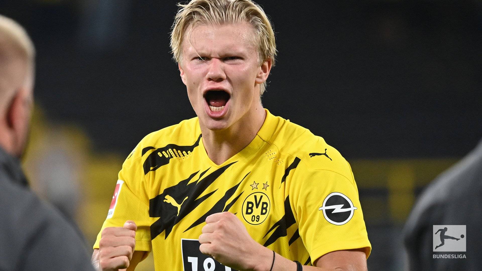 11球16助！巴萨17岁巨星禁区1V3过人送助攻，现场视角，太丝滑了