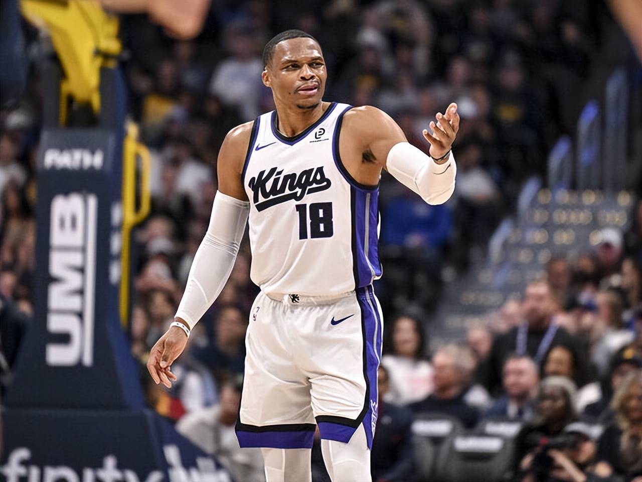 1-2折戟亚平宁！英超11.4亿豪门惨遭逆转跌出前8 各项赛事4场不胜