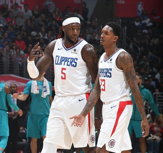 过一垒侧防 过一垒侧防