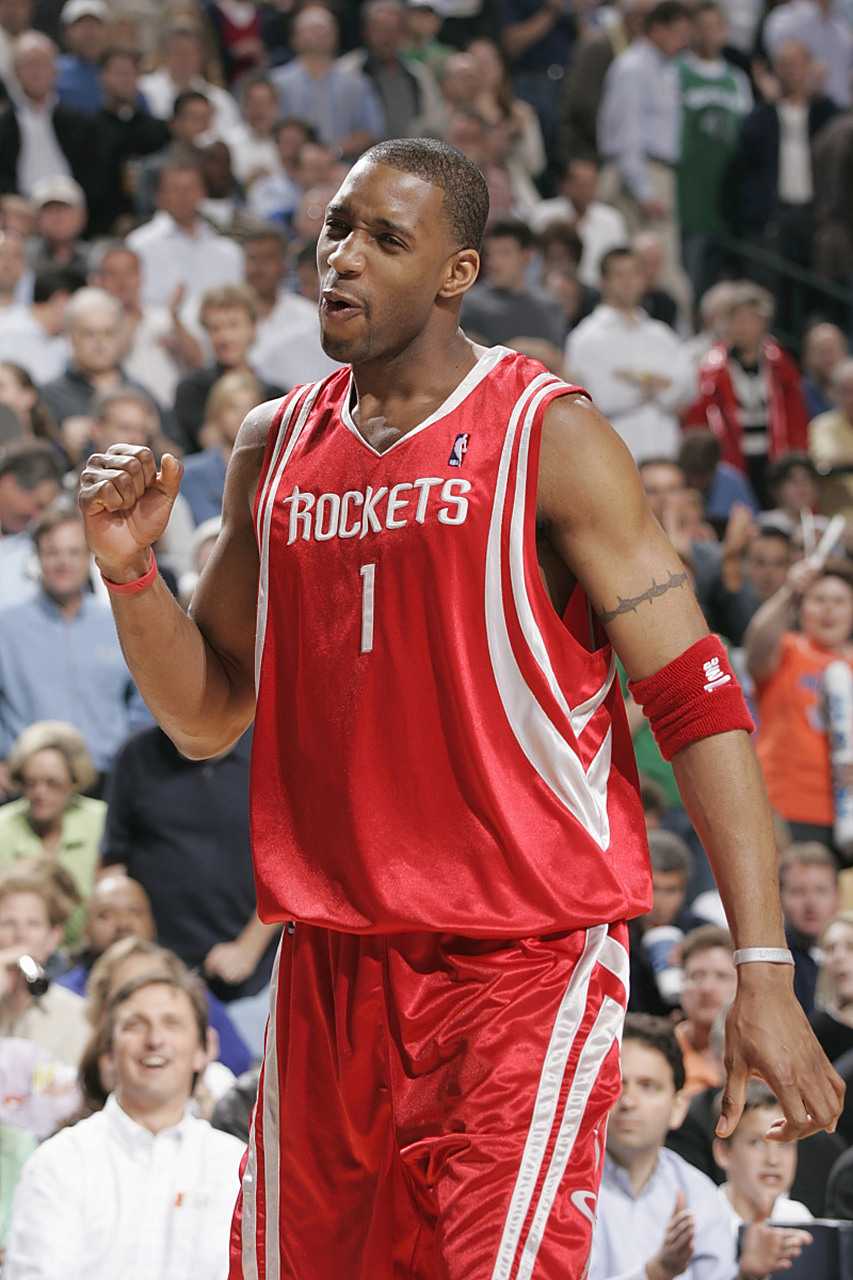 阿隆索在皇家马德里时间已经不多齐达内和阿尔韦罗亚正等着他上场